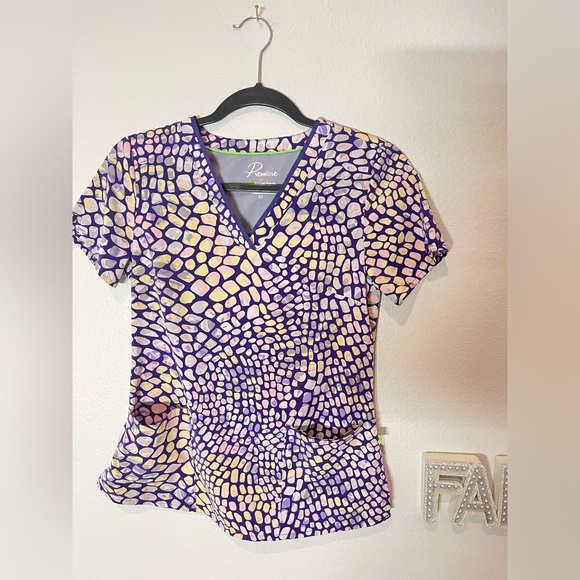 Scrubs Size XS-Sm - Picture 2 of 15